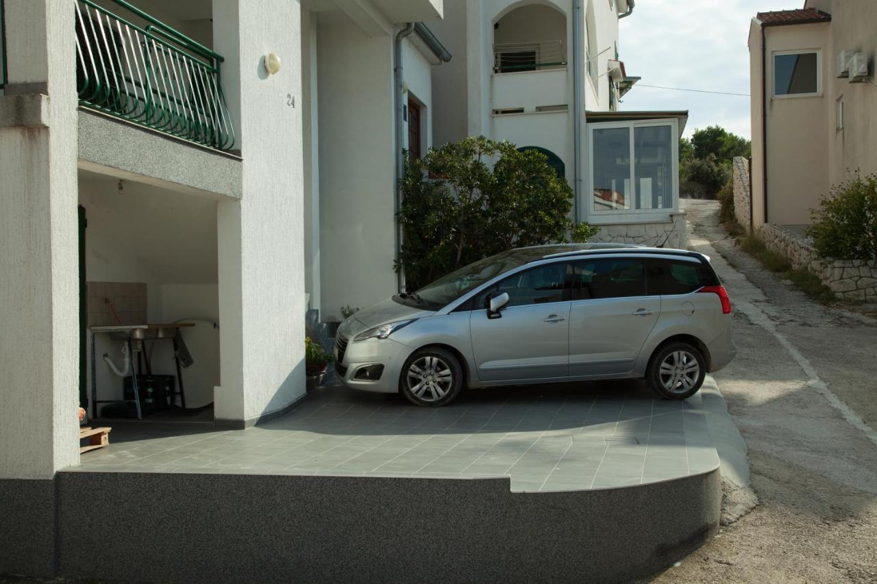 Apartments By The Sea Bilo, Primosten - 4191 Primošten Exterior foto