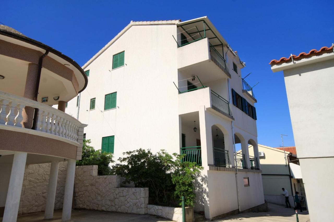 Apartments By The Sea Bilo, Primosten - 4191 Primošten Exterior foto