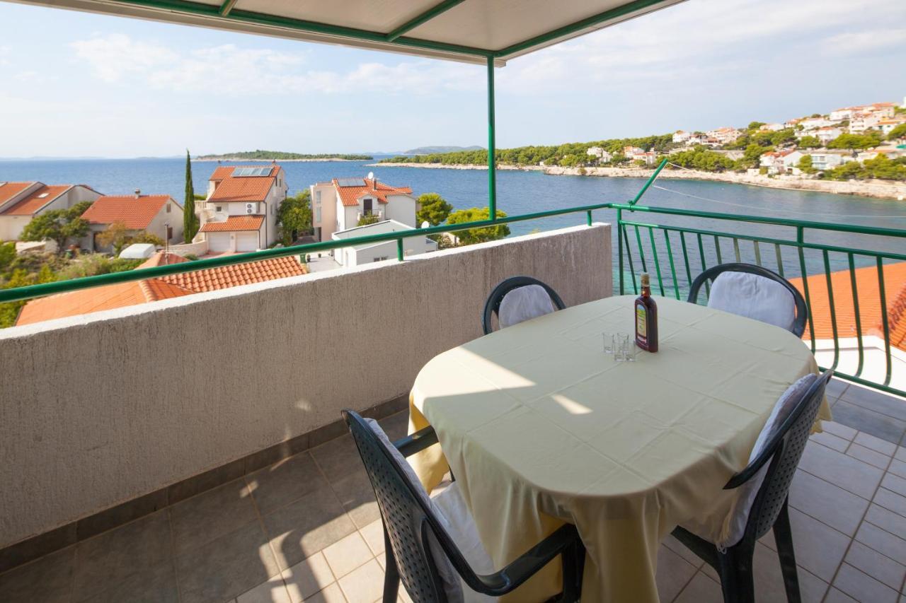 Apartments By The Sea Bilo, Primosten - 4191 Primošten Exterior foto